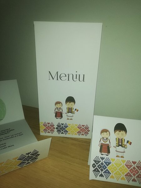 Invitatii Creative - Invitatii, marturii, meniuri